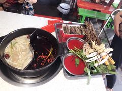 -钢管厂歆瑞源油卤串串香(春熙路太古里店)