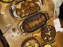 -老东镇啤酒屋海鲜加工·蒸汽海鲜·海鲜烧烤(台东店)