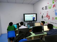 -童程童美·信息学竞赛·乐高机器人编程(长宁来福士校区)