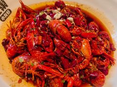 -龙巢盱眙龙虾·牛蛙·烧烤宵夜(八卦岭店)