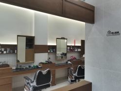 -MARTIN'S BARBER SHOP男士理发馆