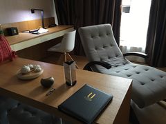 -优逸酒店(柳州窑埠古镇万象城店)