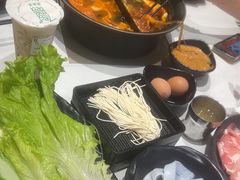 -呷哺呷哺(融创茂店)