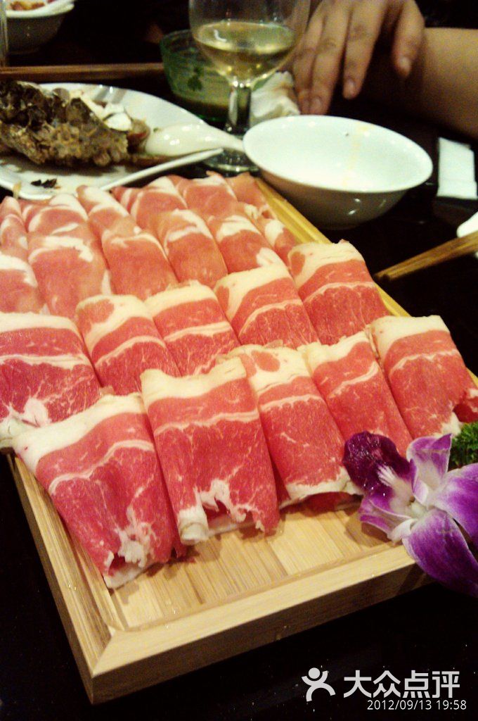 蚝皇创意四层火锅肥牛图片-北京火锅-大众点评网