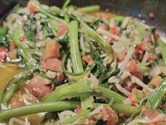 -雀舞云南菜(天津天河城购物中心店)