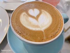 -Fridi Patisserie Cafe