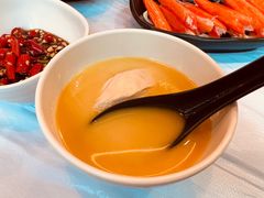 -鲜入围煮花胶鸡海鲜火锅