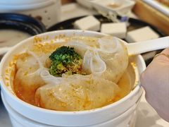 冬阴功蟹肉饺-安蒂娅.悦景轩中餐厅(西乡店)