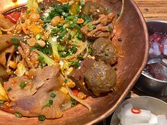 -成都你六姐·牛肉冒菜(上海环宇荟店)