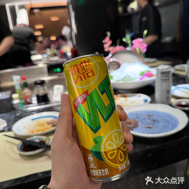 吃吃喝喝最快乐了[礼花]