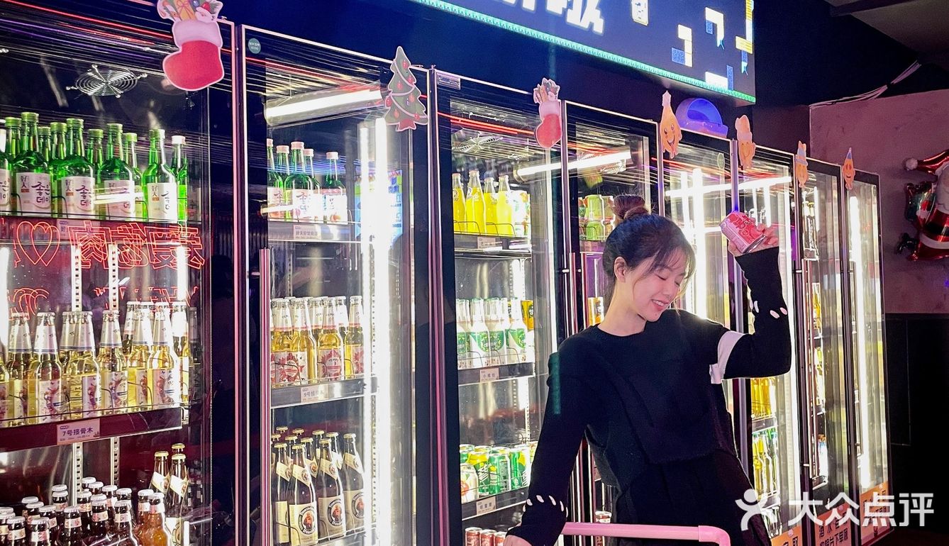 不愧是成都亚洲烤肉王❗️把Rap演唱会搬来了💥 