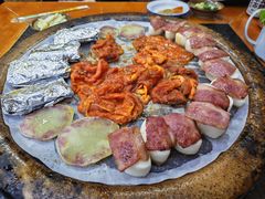 -老姐石板烧烤+铜炭火锅(总店)