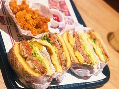 -The Habit Burger Grill 哈比特汉堡(复兴soho店)