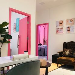 -纤指百魅美甲美睫