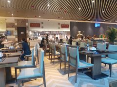 大堂-筠咖啡西餐厅(上海国展宝龙丽筠酒店)