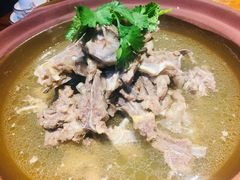 -东家小院金汤酸菜鱼(南阳路店)