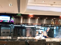-蓝钻·国际美食海鲜自助百汇(西直门店)