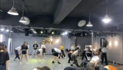 -YASAKI国际舞蹈中心