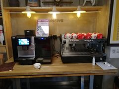 -HIGH FIVE哈福手工汉堡(桂林路店)