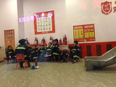 -成都星期8小镇(江宁南路店)
