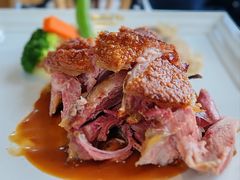 -LENBACH兰巴赫西餐啤酒坊(大连东港店)