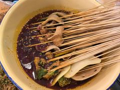 -拈签一笑黄牛肉辣卤串串