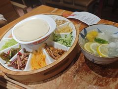 -怪噜范·老贵阳街头名小吃(鸿通城店)