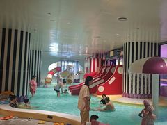 -涨巢·潮玩水疗局