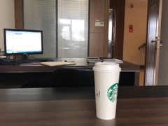 -星巴克臻选(盐城金鹰聚龙湖店)