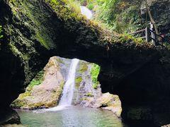 -夏霖九天银瀑风景区