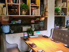 -70后饭吧(府河街店)