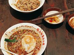 -周小波重庆小面·重庆名小吃(邹容路店)
