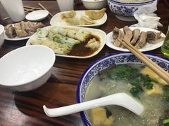 -苏生鸭血粉丝(鹿鸣路店)