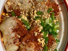 -八二小区抄手(龙湖上城天街店)