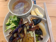 -素满香·全民食养自助(长宁龙之梦店)