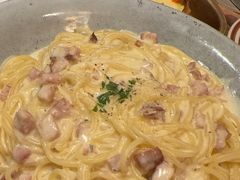-玛格萝妮比萨屋(陆家浜路店)