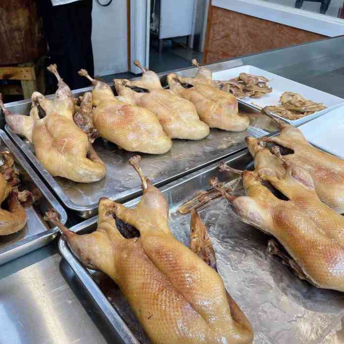 戚顺兴盐水鸭(长乐路店)-"在vip券里领了个7.8元四分之一鸭子,.