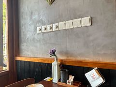 -8PINTS八品脱·日料·烧鸟·精酿小酒馆(莘庄店)
