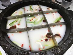 -九宫格重庆火锅(北国商城店)