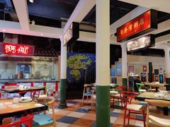 大堂-粤港湾砂锅粥·宵夜(宝龙店)