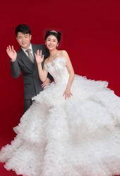 -二十一世纪婚纱摄影(省府前街店)