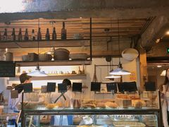 面包甜点陈列柜-仙峰天然面包(迎宾路店)
