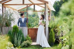 -花里花间摄影工作室