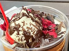 -DQ·蛋糕·冰淇淋(大宁国际商业广场店)