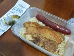 -梁阿婆廿年老牌扣肉糯米饭