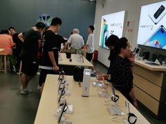 -华为智能生活馆(上海金桥国际商业广场)