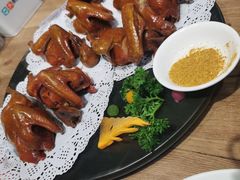 烤乳鸽-川旺角川粤融合菜•海景餐厅(星海广场店)
