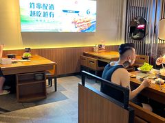 -呷哺呷哺(融创茂店)