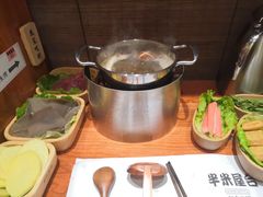 -独食火锅·半米屋台(直营总店)