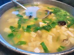 牡蛎豆腐汤-95号酱骨·一块豆腐(展春园西路店)